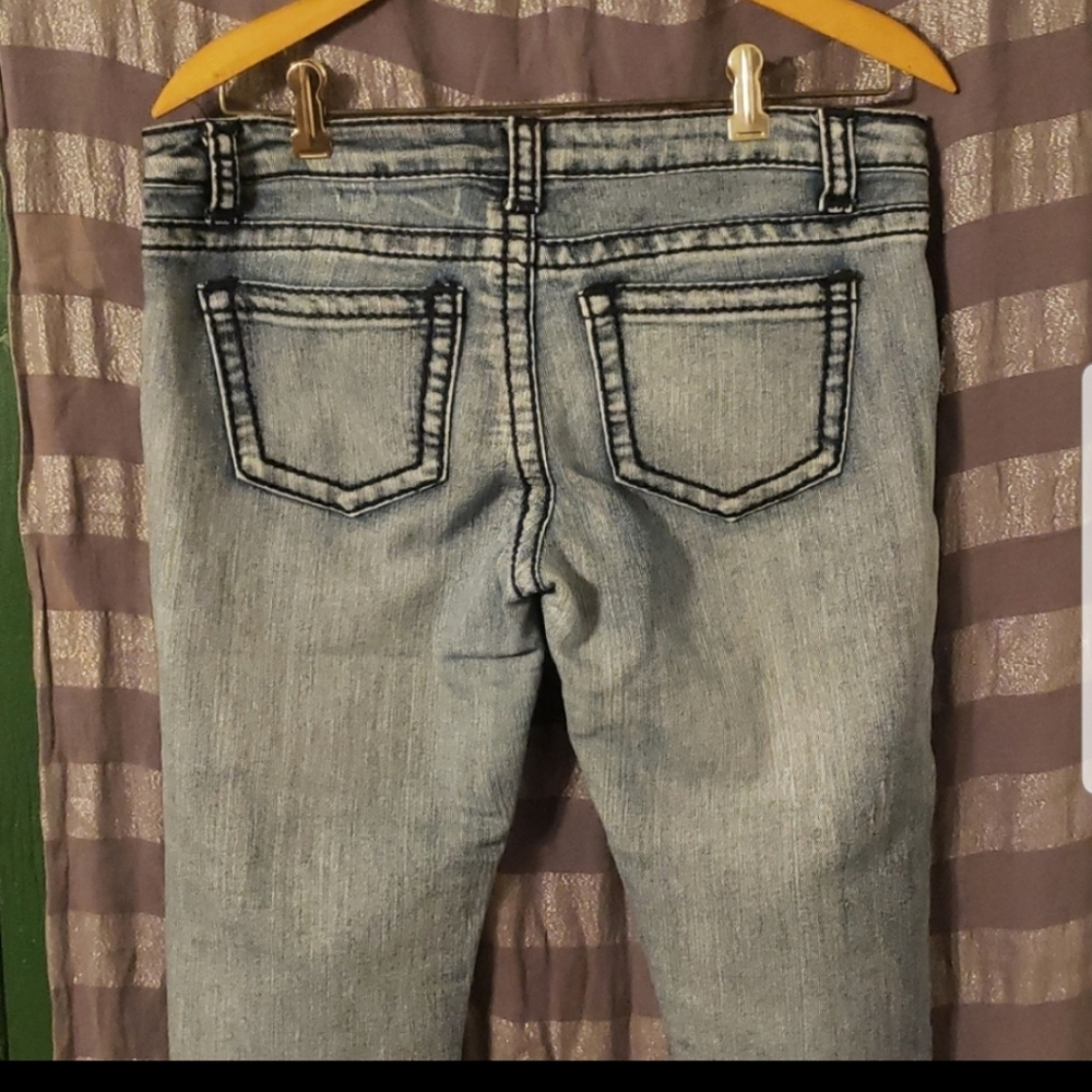 Capris - Picture 2 of 2